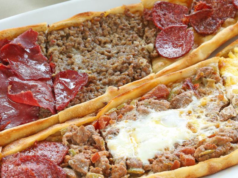 Samsun Pidesi Nedir? Kapalı ve Açık Pide Arasındaki Fark